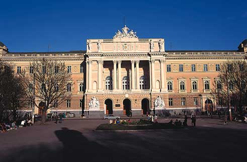 L'viv University